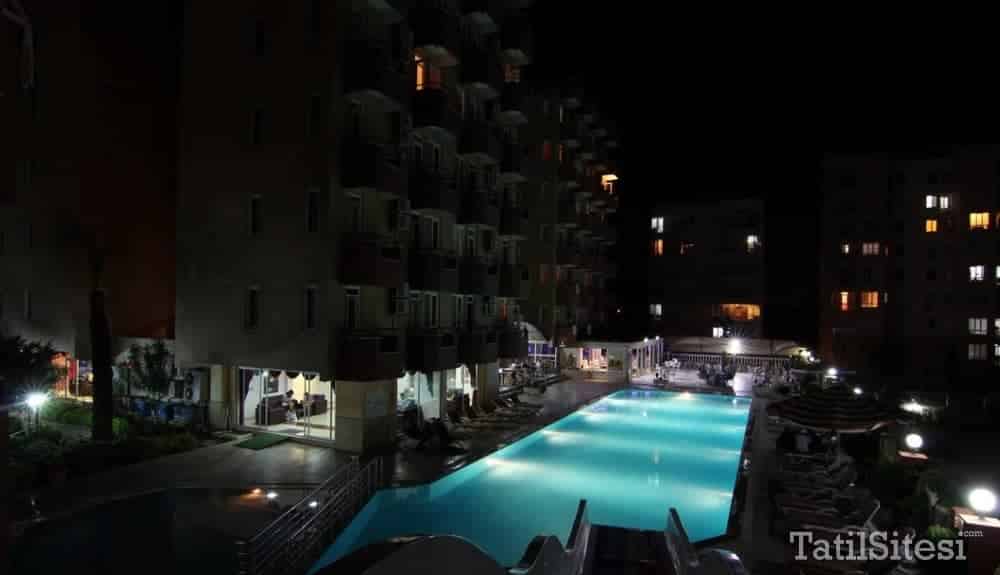 Lara Hadrianus Hotel